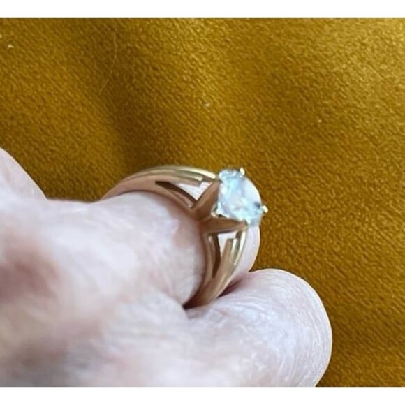 14K Solid Yellow Gold CZ 6 modern Classic Engagement Wedding Promise Ring 3.6 G - Picture 5 of 12